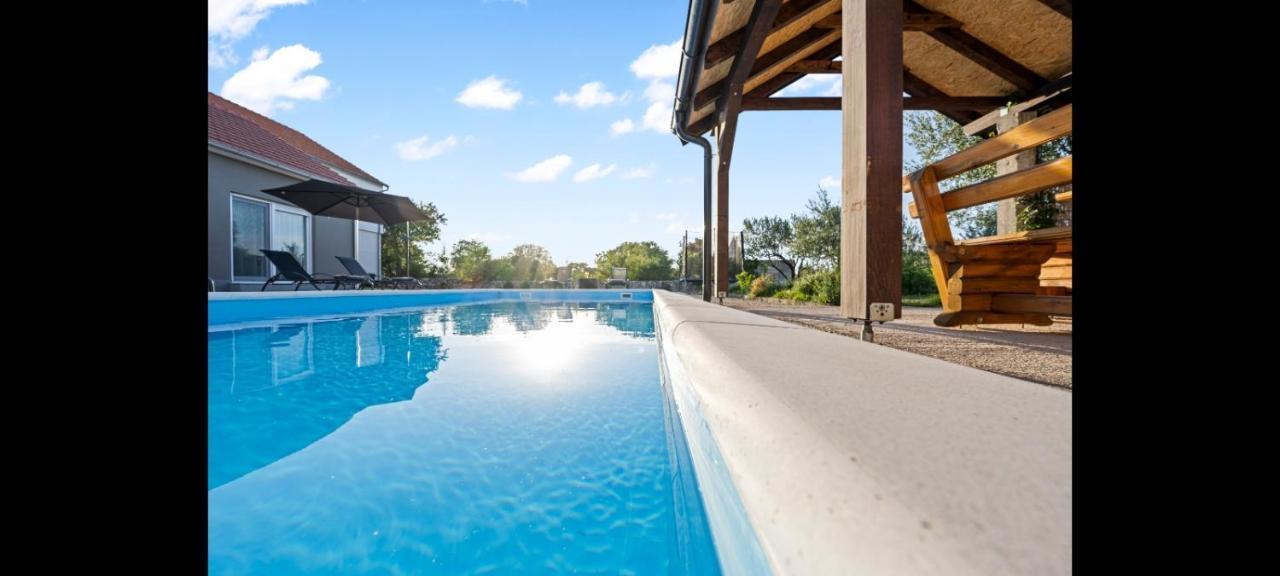 Villa Olive Tree House With Jacuzzi, Wifi And 40m2 Pool