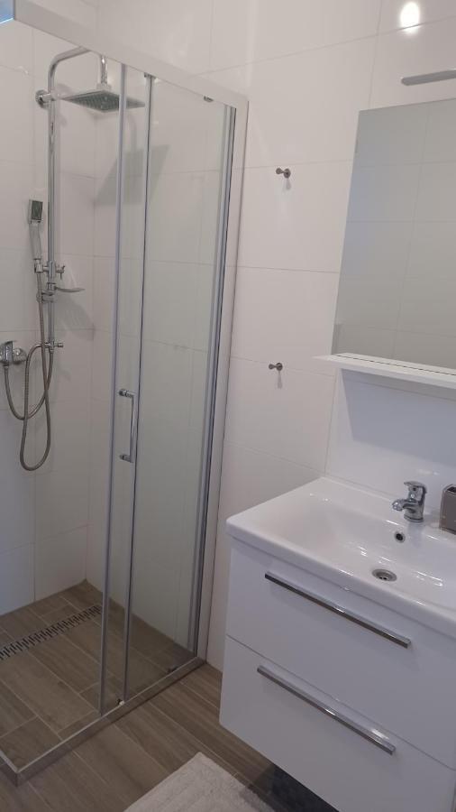Olive Tree House With Jacuzzi, Wifi And 40m2 Pool Villa